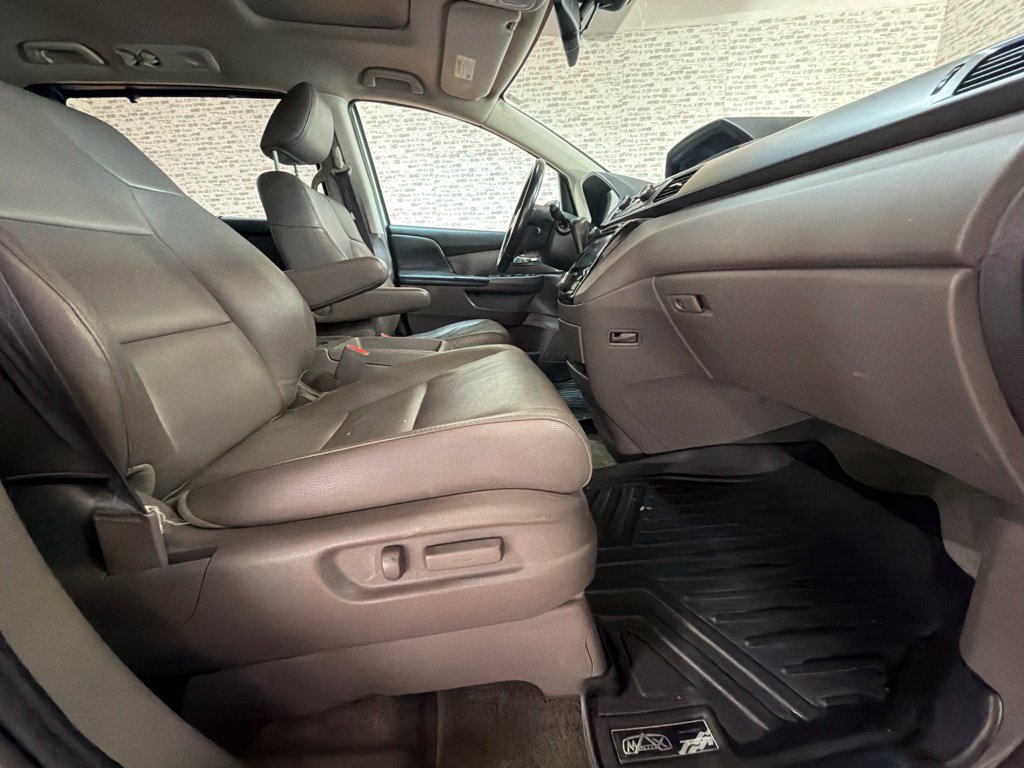 Used 2015 Honda Odyssey EX-L image 12