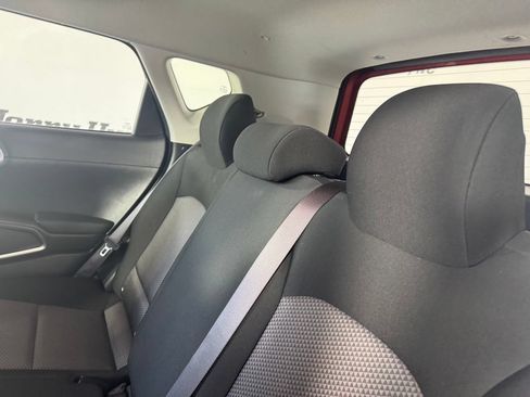 Used 2022 Kia Soul LX w/ Technology Package FWD image 11