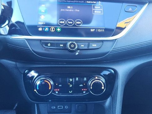 Used 2022 Buick Encore GX Preferred w/ Cold Weather Comfort Package image 19