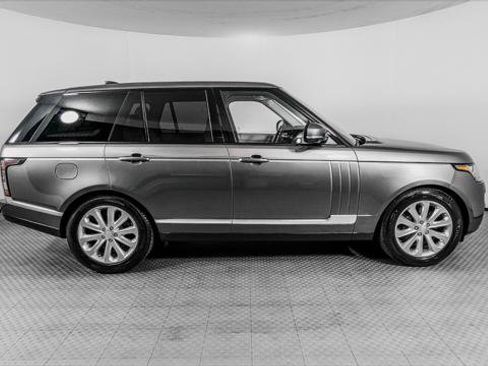 Used 2017 Land Rover Range Rover HSE AWD/4WD image 16