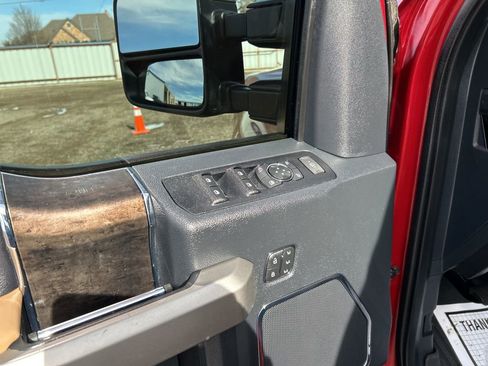 Used 2022 Ford F250 Lariat w/ Lariat Ultimate Package image 13