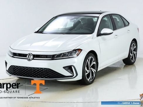 Used 2025 Volkswagen Jetta SEL FWD image 39