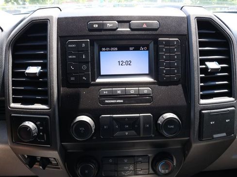 Used 2022 Ford F350 XL AWD/4WD image 16