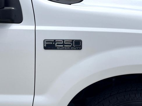 Used 2002 Ford F250 XL image 13