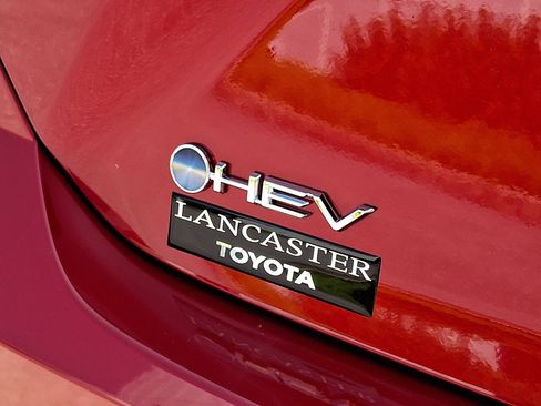 New 2026 Toyota Camry SE FWD image 6