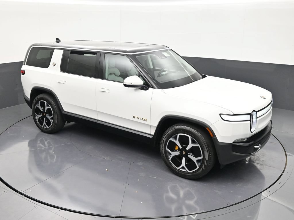 Used 2024 Rivian R1S Adventure Quad AWD/4WD image 19