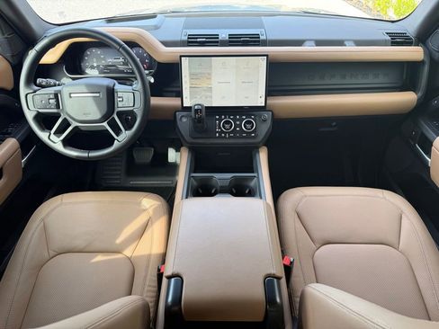 New 2026 Land Rover Defender 110 X-Dynamic SE AWD/4WD image 6