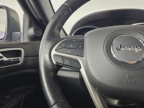 Used 2021 Jeep Grand Cherokee Laredo X image 35