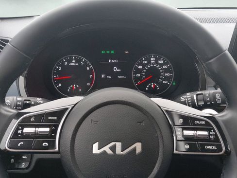 Used 2022 Kia Seltos S AWD/4WD image 34