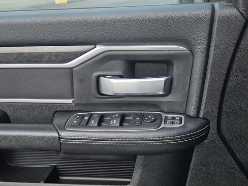 Used 2024 RAM 3500 Big Horn image 29