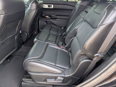 Used 2022 Ford Explorer ST w/ Equipment Group 401A image 10