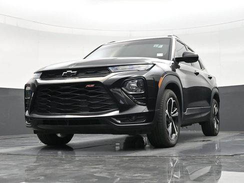 Used 2022 Chevrolet TrailBlazer RS w/ Sun and Liftgate Package FWD image 24