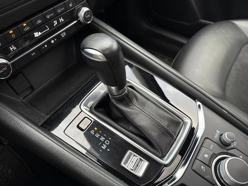 Used 2019 MAZDA CX-5 Touring image 27