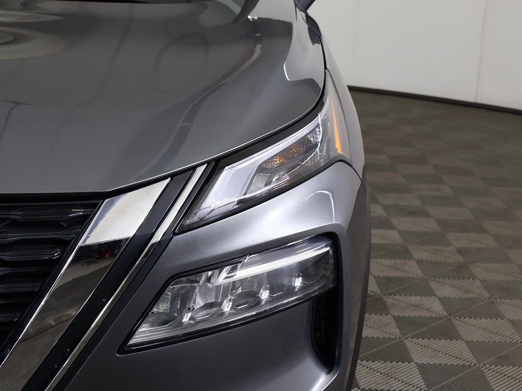 Used 2023 Nissan Rogue S AWD/4WD image 11