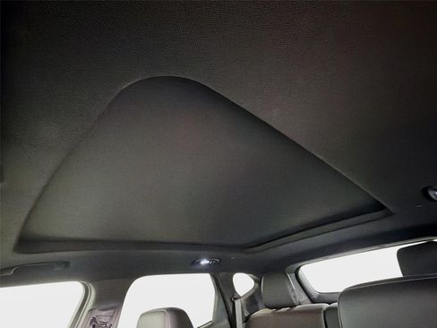 Certified 2020 Chevrolet Blazer RS FWD image 14