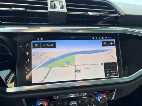 Used 2023 Audi Q3 2.0T Premium Plus w/ Premium Plus Package image 26