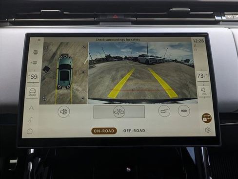 New 2025 Land Rover Range Rover Sport Dynamic SE image 13