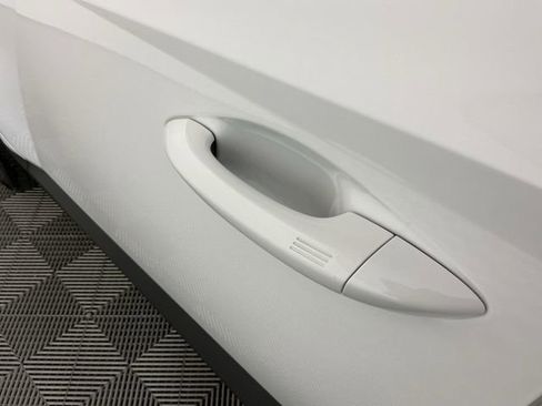 Used 2025 Hyundai Tucson Limited image 12