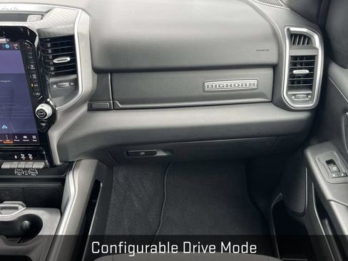 Used 2025 RAM 1500 Big Horn AWD/4WD image 18