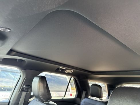 Used 2020 Ford Explorer Limited w/ Class III Trailer Tow Package image 6