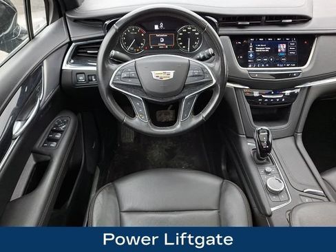 Used 2022 Cadillac XT5 Premium Luxury AWD/4WD image 16