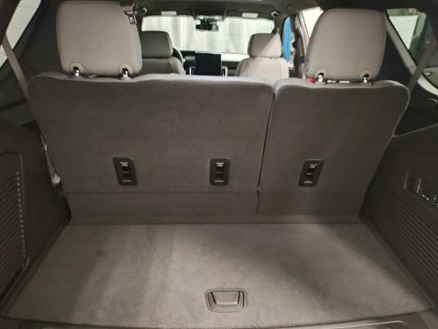 New 2026 GMC Yukon Elevation image 16