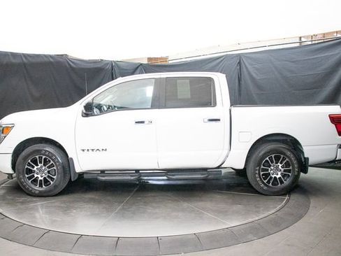 Used 2021 Nissan Titan SV w/ Accessory Utility Package AWD/4WD image 9