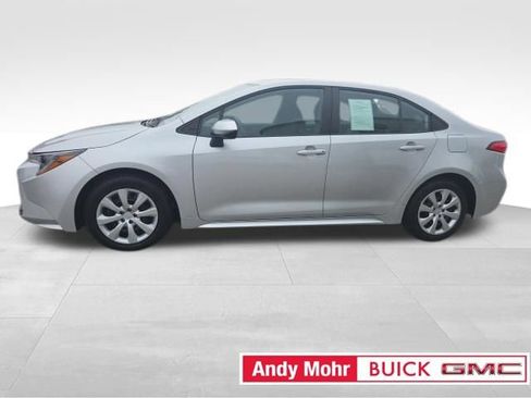 Used 2024 Toyota Corolla LE FWD image 11