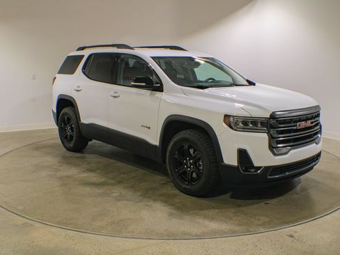 Used 2023 GMC Acadia AT4 w/ Trailering Package AWD/4WD image 8