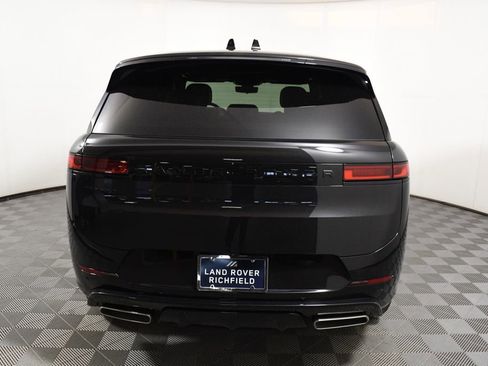 New 2026 Land Rover Range Rover Sport Dynamic SE image 5