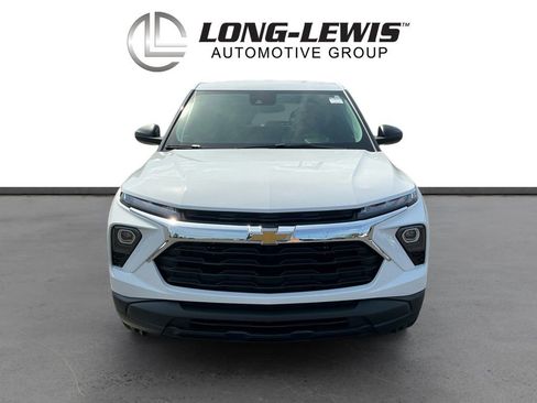 Used 2025 Chevrolet TrailBlazer LS w/ LS Convenience Package FWD image 11