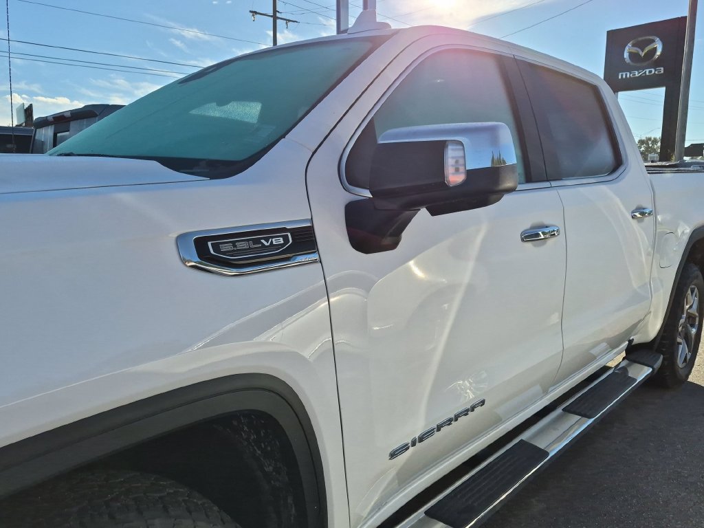 Used 2023 GMC Sierra 1500 SLT w/ SLT Convenience Package AWD/4WD image 4