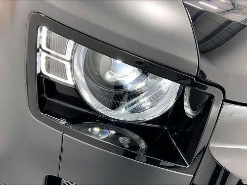Used 2024 Land Rover Defender 110 Carpathian Edition image 38