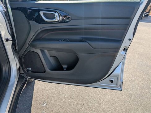 New 2026 Jeep Compass Trailhawk image 32