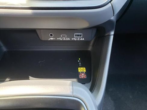 Used 2026 Subaru Crosstrek 2.5i Limited AWD/4WD image 19