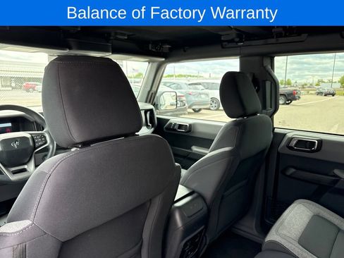 Used 2022 Ford Bronco 4-Door AWD/4WD image 15