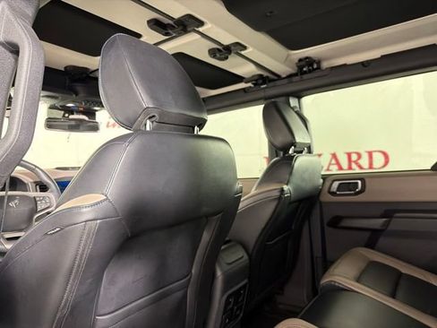 Used 2024 Ford Bronco Wildtrak AWD/4WD image 14