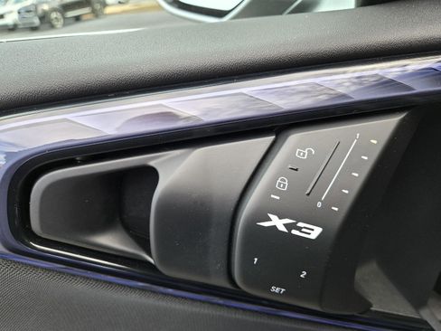 Used 2025 BMW X3 xDrive30i image 20