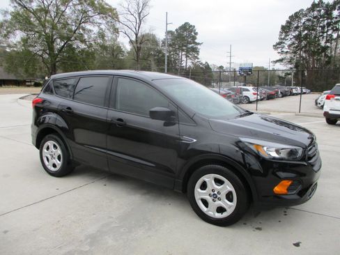 Used 2019 Ford Escape S FWD image 9