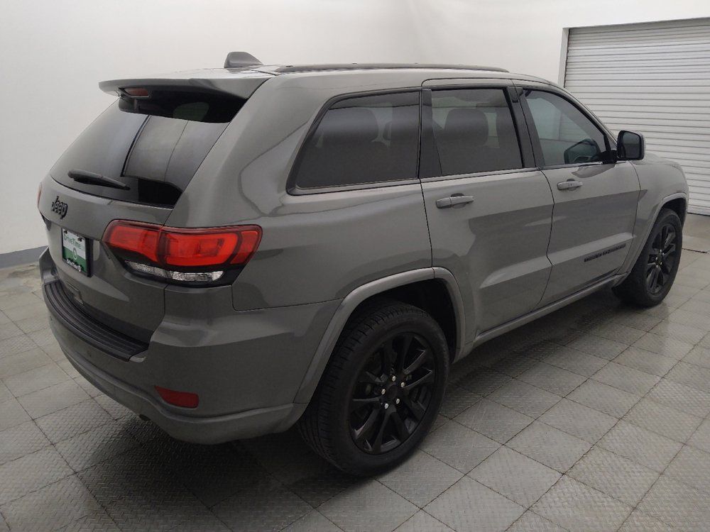 Used 2021 Jeep Grand Cherokee Laredo X RWD image 9