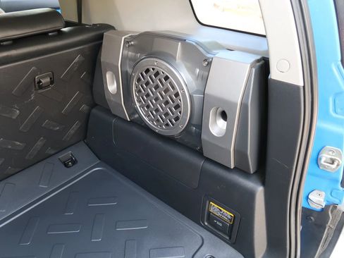 Used 2007 Toyota FJ Cruiser 4WD image 25