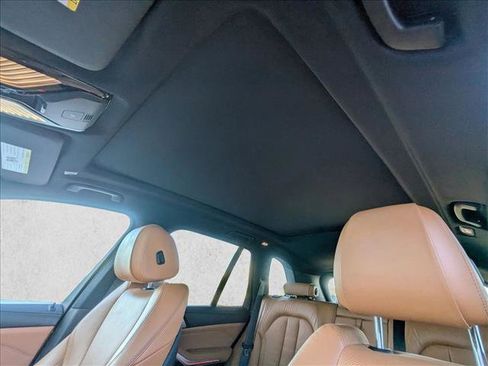 Used 2019 BMW X5 xDrive40i w/ Convenience Package image 17