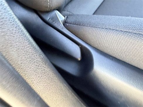 Certified 2024 Toyota Corolla LE image 27