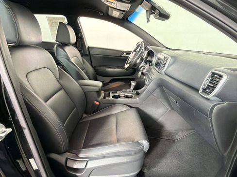 Used 2020 Kia Sportage S image 28