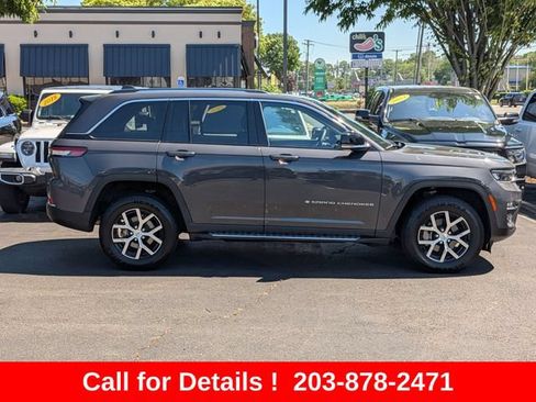 Used 2023 Jeep Grand Cherokee Limited w/ Luxury Tech Group II AWD/4WD image 2