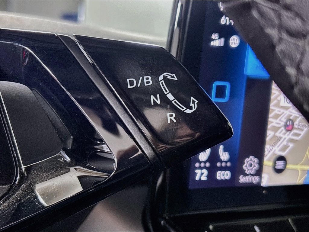 Certified 2023 Volkswagen ID.4 Pro AWD/4WD image 19