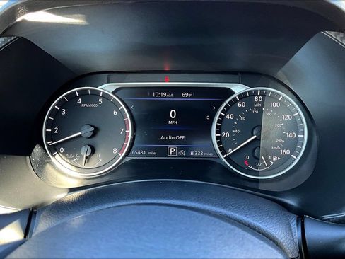 Used 2024 Nissan Sentra SV FWD image 13