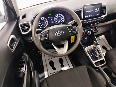 Used 2021 Hyundai Venue SE image 60