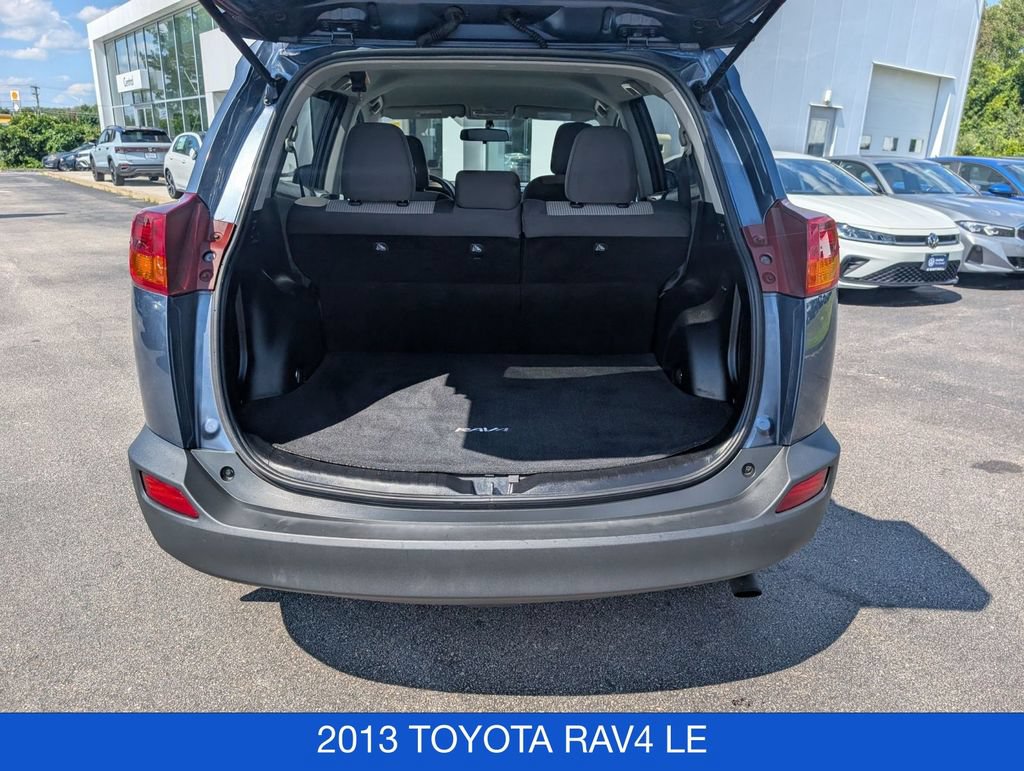 Used 2013 Toyota RAV4 LE AWD/4WD image 23