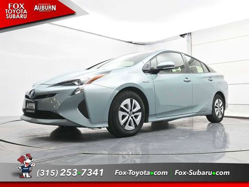 Used 2018 Toyota Prius Two image 20